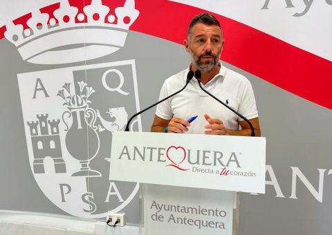 El Ayuntamiento de Antequera rescata por impagos del concesionario la explotación del Centro de Raqueta La Quinta y volverá a saca...