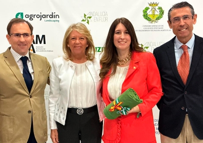 El cuidado y mantenimiento de las zonas verdes y jardines de Antequera, reconocidos por tercer año consecutivo en los Premios Andalucía en Flor