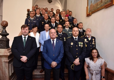 La Policía Local de Antequera  conmemora la festividad de su  Patrón con entrega de distinciones  y celebración de eucaristía