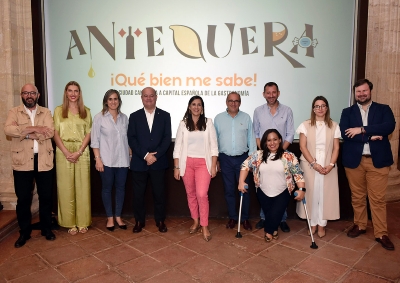 Presentados el logotipo y el lema  de la candidatura a Capital  Española de la Gastronomía:  Antequera, ¡Qué bien me sabe!