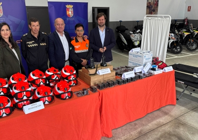 El Ayuntamiento de Antequera invierte más de 12.000 euros en nuevo material para Protección Civil