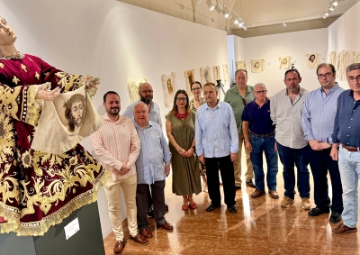 La sala de exposiciones del Ayuntamiento acoge hasta el 26 de septiembre la exposición 'Vera Icon Nazareni' con motivo del 300 aniversario de Nuestro Padre Jesús Nazareno
