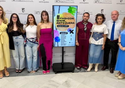El patio del Ayuntamiento acogerá el viernes 10 de octubre la segunda edición del Desfile de Jóvenes Creadores 'Fashion Show Antequera'