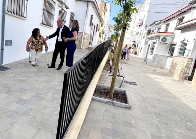 Concluyen las obras de remodelación integral de la calle Sagunto en el barrio Girón dentro del plan PFEA