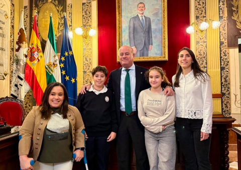 El alcalde Manolo Barón preside una nueva edición del Pleno Infantil Municipal en la jornada en que se celebra el Día Internaciona...