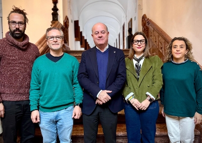 La asociación 'El Caldeo' y el alumnado de Bachillerato de la especialidad de Artes de IES Pedro Espinosa, protagonistas del Carnaval 2026