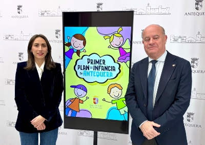 Antequera presenta el Primer Plan de Infancia