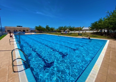 Abierto el plazo de licitación para la gestión de la piscina municipal de verano de Cartaojal