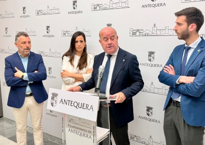 El Alcalde destaca la solvencia y capacidad inversora del Ayuntamiento pese al impacto de la inflación y el aumento de costes