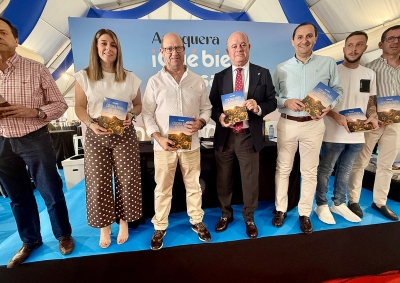 Presentado el libro póstumo 'Cocina para no Tirar' como homenaje al legado social y humano de Pepe Mora