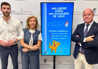 El Ayuntamiento impulsa una campaña para dignificar la tenencia de mascotas y mantener una Antequera más limpia