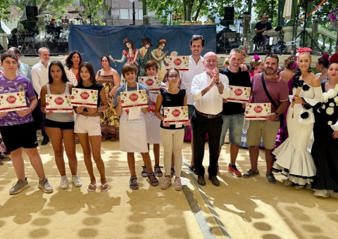 Sergio Domínguez, Natalia Carmona y Jaime Domínguez se alzan con los primeros premios del XI Concurso Nacional de Porra Antequeran...