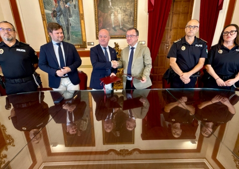 El Ayuntamiento de Antequera y el Colegio de Abogados suscriben un convenio para reforzar la mediación y agilizar la resolución ex...