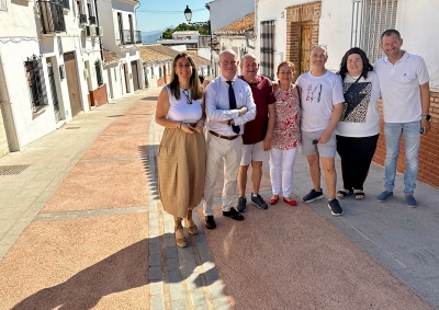 Culminada la segunda fase de la remodelación integral de la calle Santa María la Vieja en el barrio de San Juan
