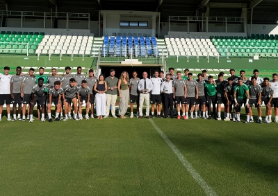 Manolo Barón renueva el apoyo municipal al Antequera CF ante el inicio de una nueva temporada en Primera Federación