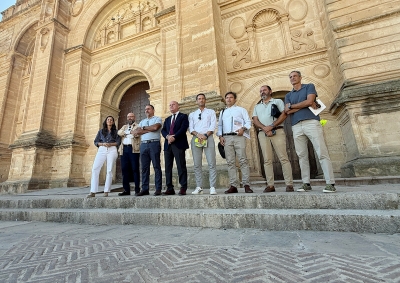 Anunciado el inicio inminente de la restauración de las fachadas y cubiertas de la Real Colegiata de Santa María