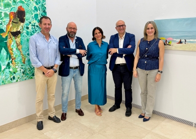 El MAD de Antequera inaugura «Eres feliz y no lo sabes», una exposición de Cristina Vázquez sobre la felicidad cotidiana