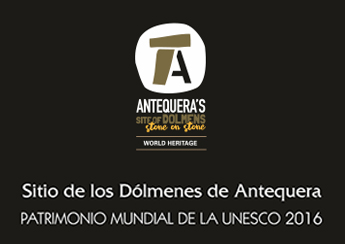 Folleto promocional en español con códigos QR